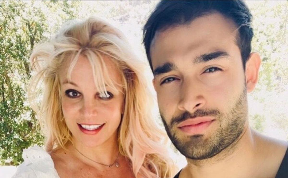 Britney Spears anuncia su compromiso de matrimonio con Sam Asghari