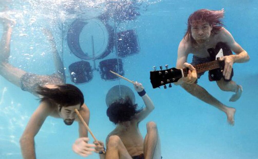 Bebé de la portada del disco de Nirvana, “Nevermind”, los demanda por pornografía infantil