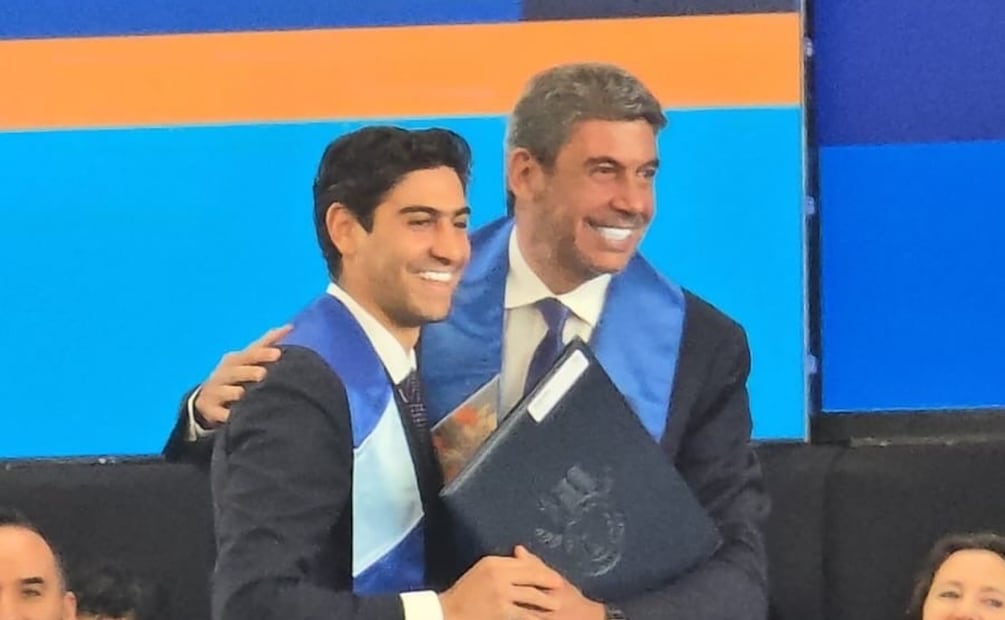 Arturo Elias Ayub junto a su hijo Alejandro / Foto: Instagram @arturoelias