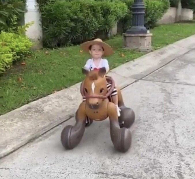Así ha crecido Saúl Adiel, hijo de “Canelo” Álvarez 