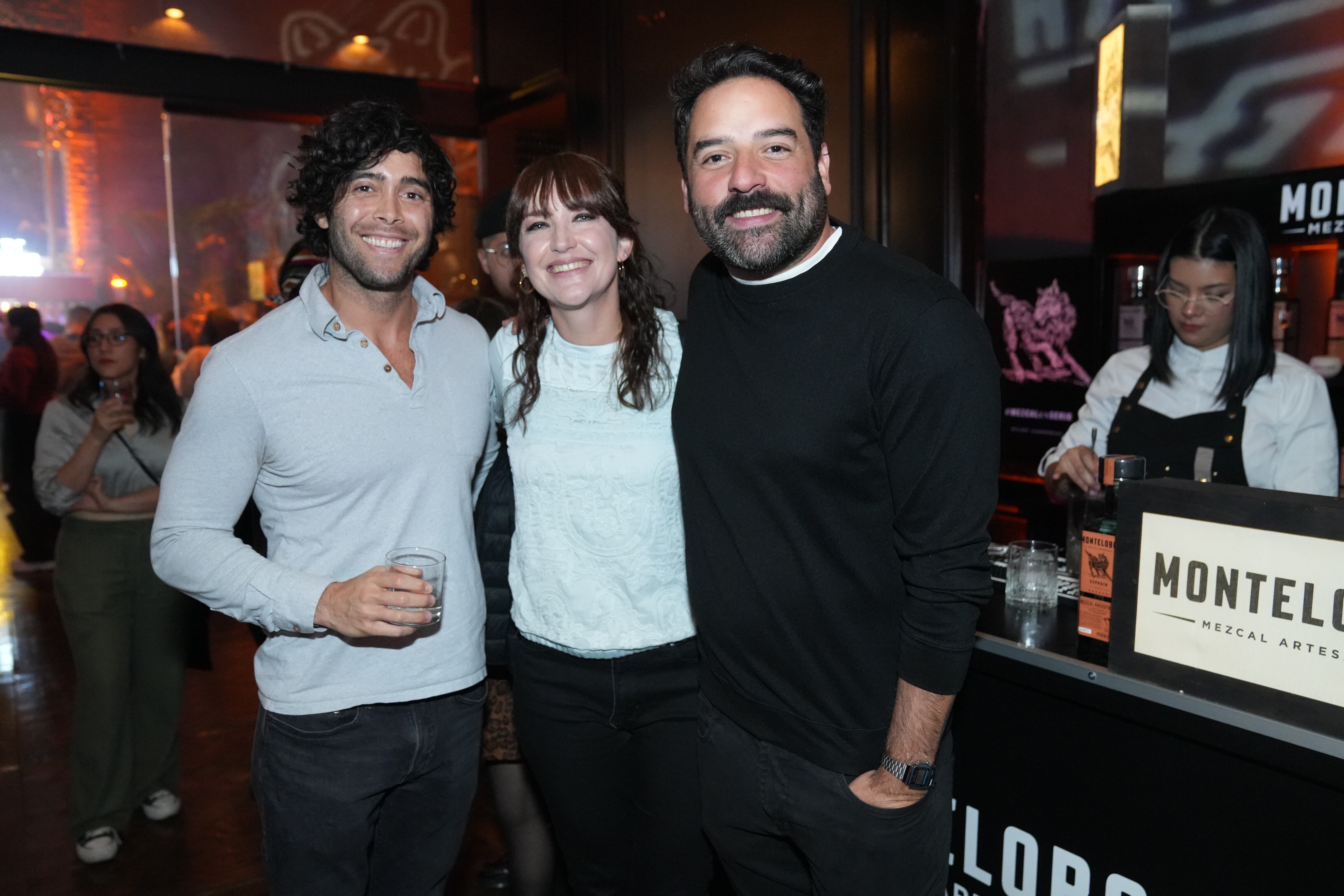 Justin Wiesenfeld, Cristina Alonso y Pedro Reyes. (Foto: Héptor Arjona)