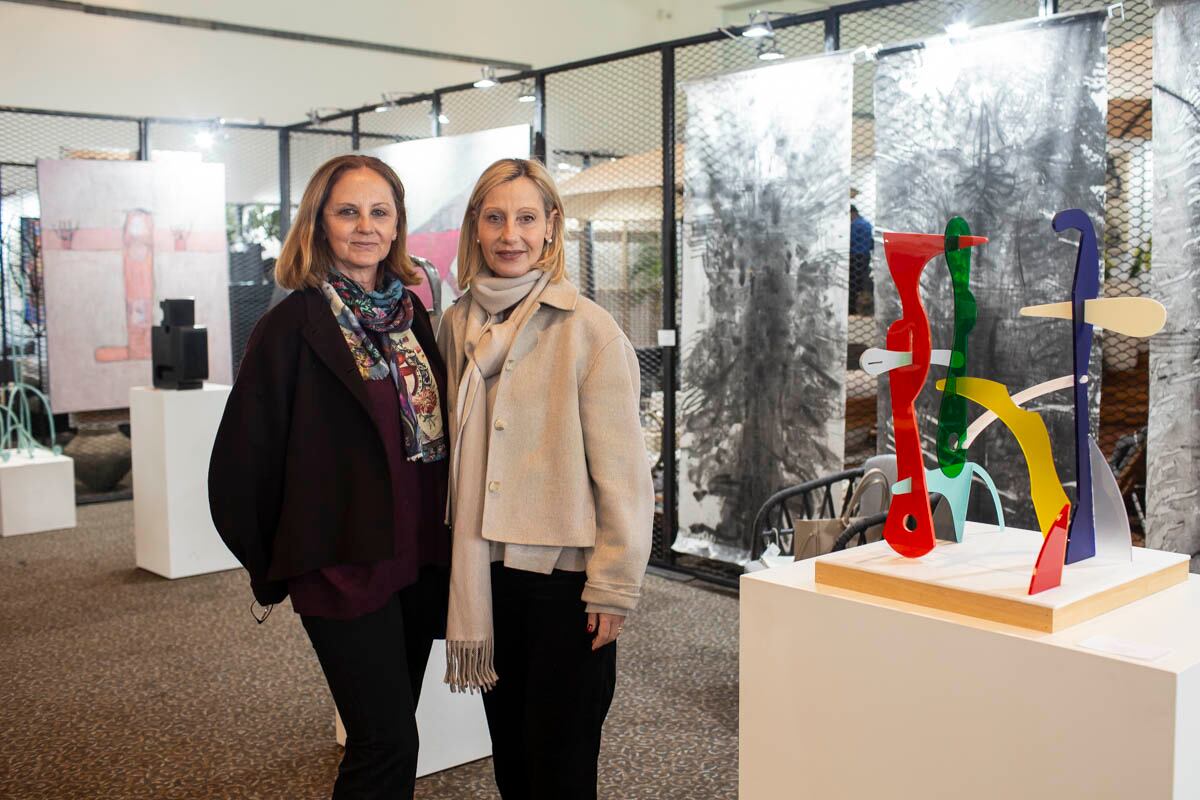 Joelle Clemente e Isabelle Serrano. (Foto: Esteban Torreblanca)