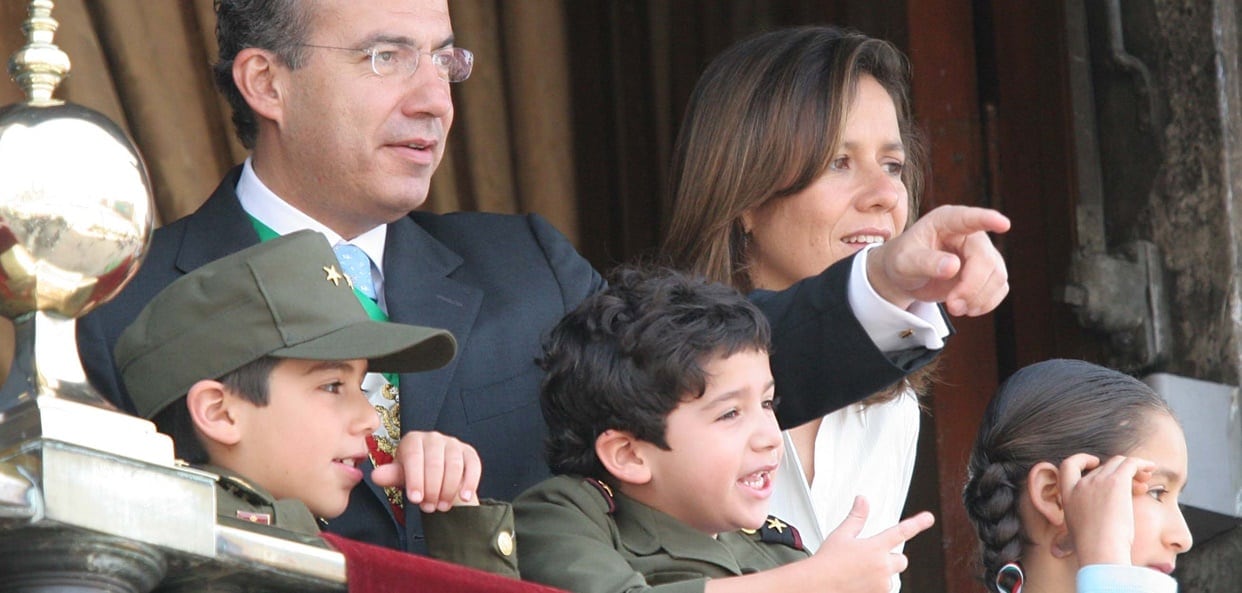 <p>Los hijos de Margarita Zavala y Felipe Calderón lucen muy grandes.<strong> (Fotos: Archivo, Instagram)</strong></p>