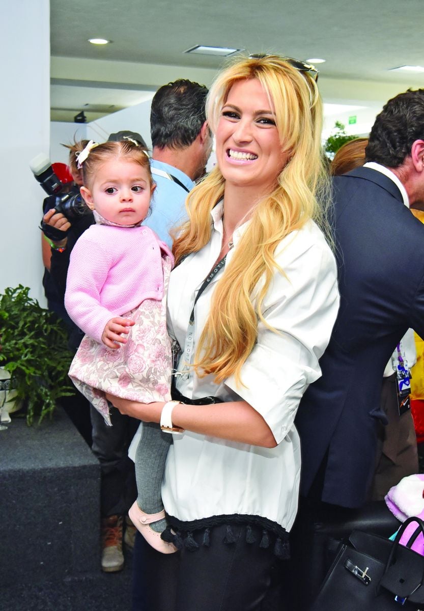 PORTADA: María Elena Torruco y Carlos Slim esperan a su cuarto hijo 