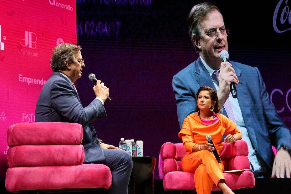 Marcelo Ebrard y Zaira Zepeda hablaron de los retos de las PyMes y la IA / Foto: Esteban Torreblanca