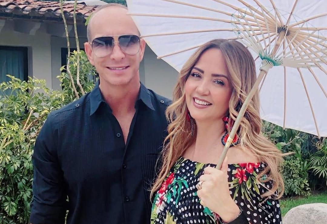 ¡Familia moderna! Andrea Legarreta y Erick Rubín celebran junto a sus nuevas parejas