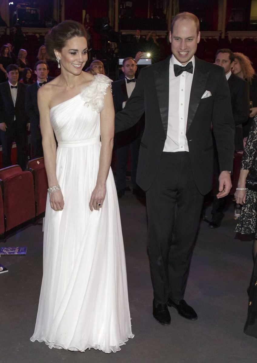 El príncipe William celoso: reclama a actor por piropo hacia Kate Middleton