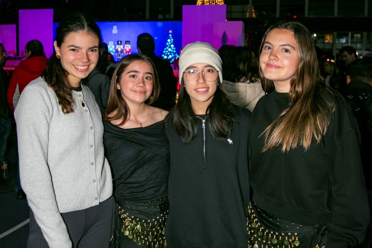 Constanza Méndez, Isabela Contreras, Luisa Álvarez y Andrea Limón. (Foto: Arturo Quintero)