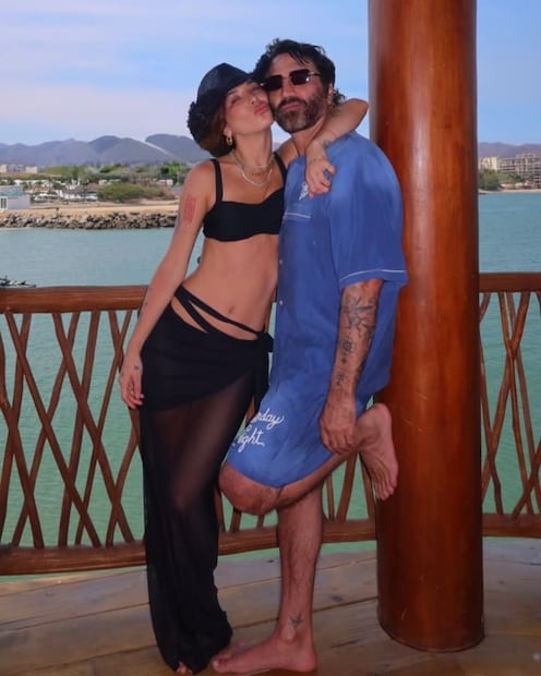 Alejandro Fernández y Karla Laveaga, su novia / Foto: Instagram