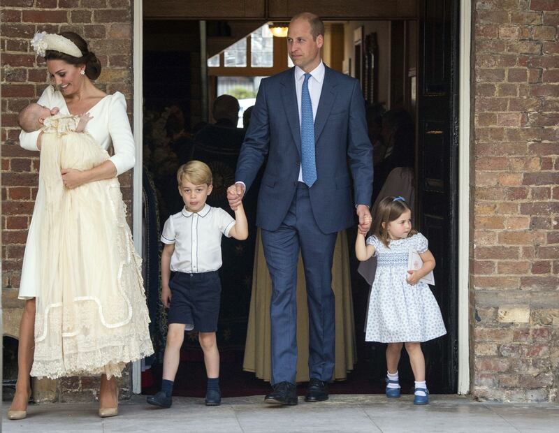 Pippa Middleton presume baby bump en el bautizo de su sobrino, el príncipe Louis
