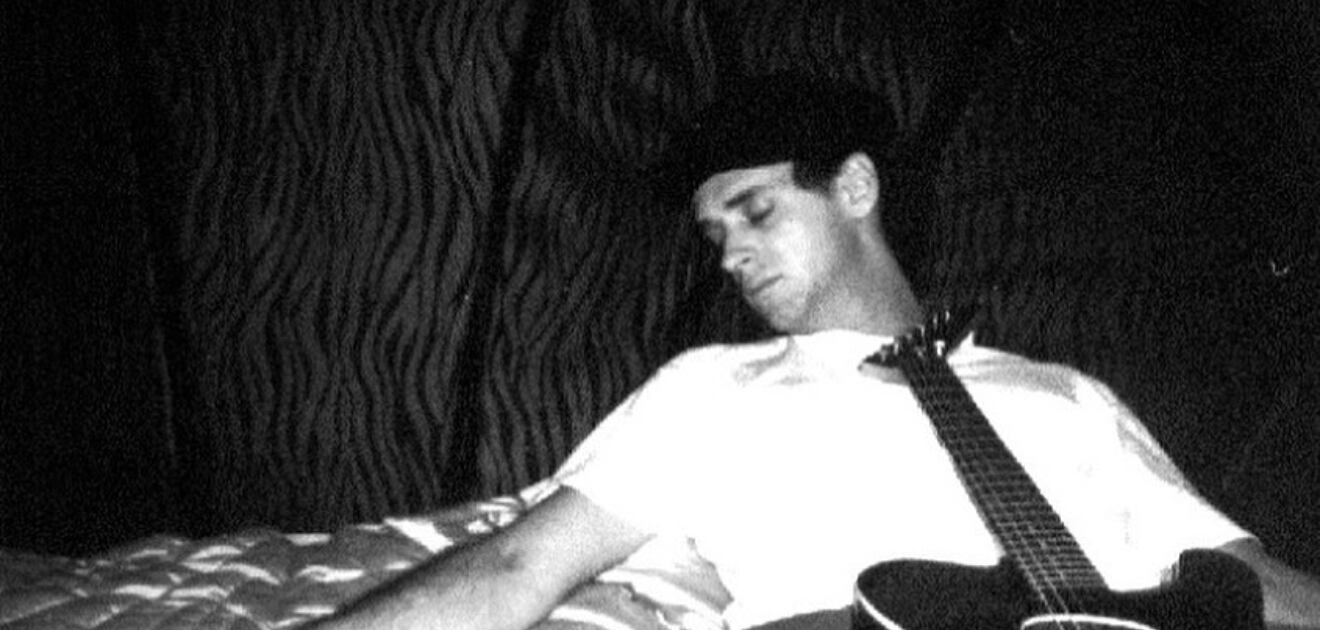 Dan a conocer foto de Gustavo Cerati cuando tenía 5 años; hoy cumpliría 60