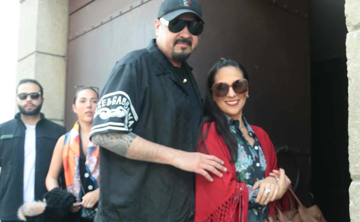 Pepe Aguilar y Aneliz Álvarez / Foto: Ricardo Hernández