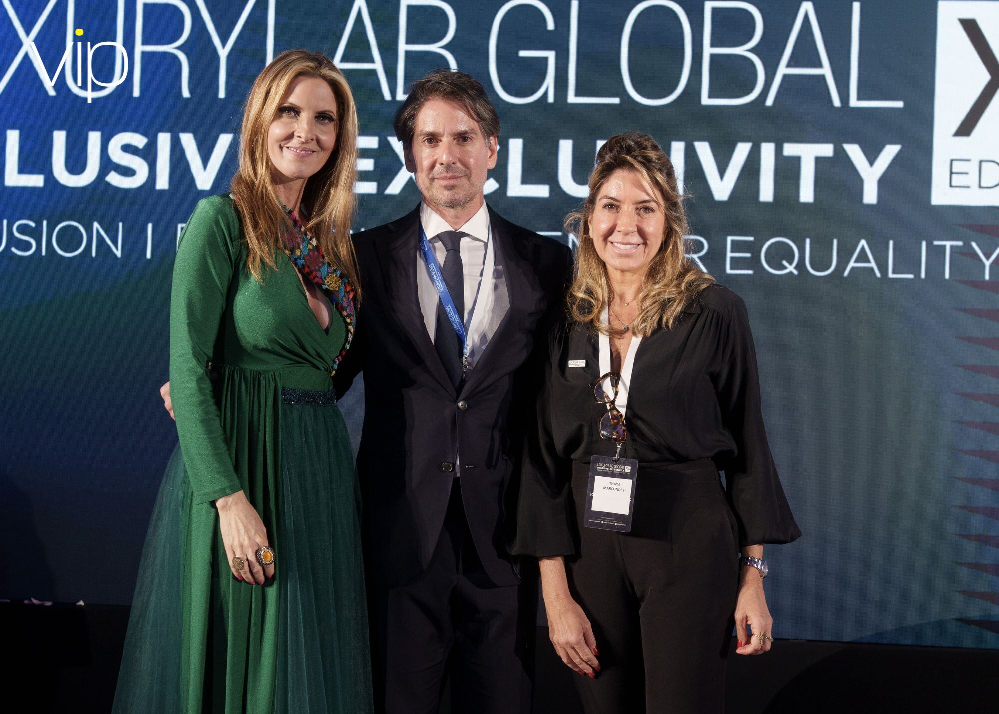 Marcela Cuevas con Abelardo y Thaya Marcondes. (Foto: Héptor Arjona)