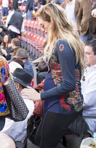 María Rojo de la Vega, esposa de Alexander Acha, presume su embarazo por primera vez