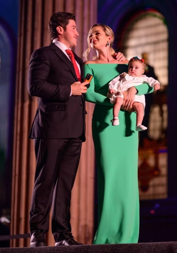 Samuel García y Mariana Rodríguez en la ceremonia del 15 de septiembre de 2023 / Foto: Cortesía