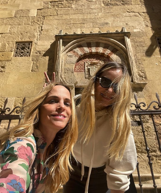 Amparín Serrano y Minnie West/Instagram.