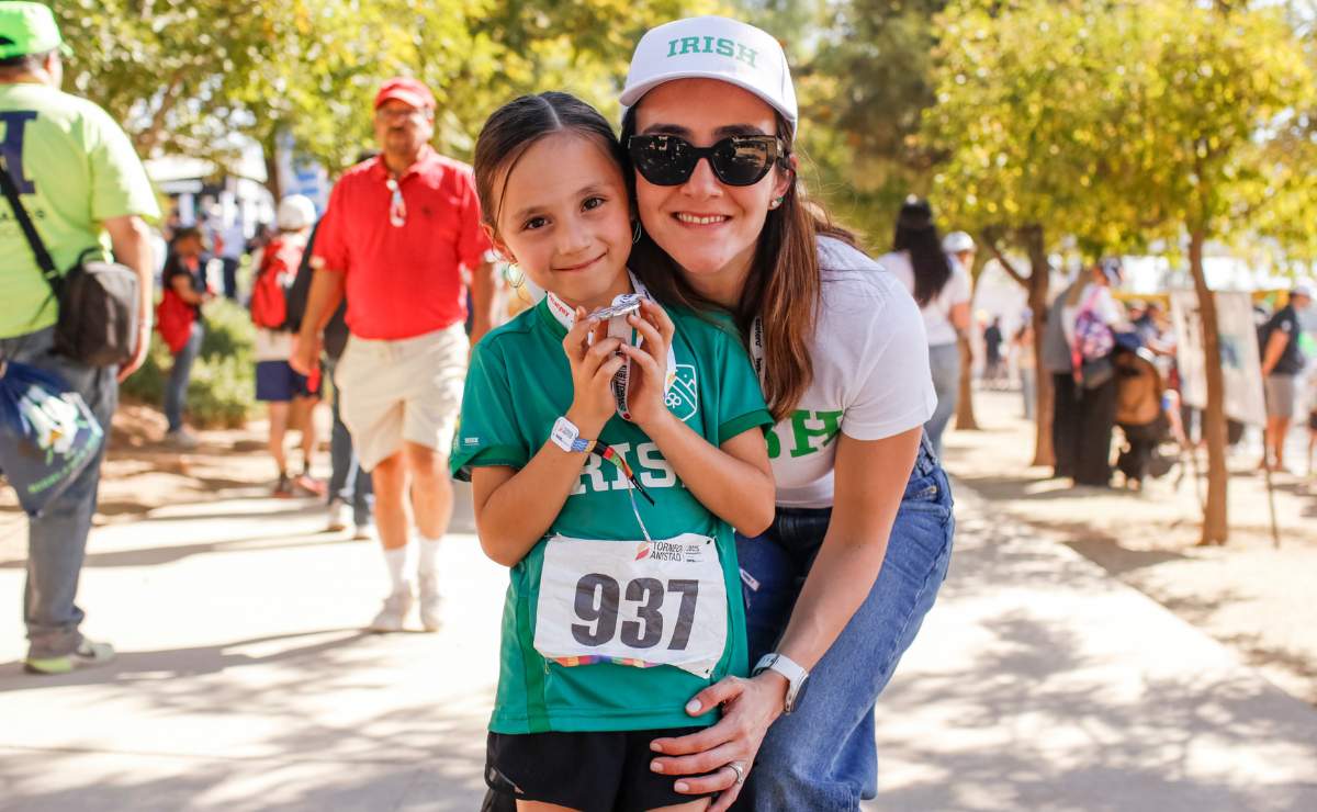 Ximena Calles y Sonia Menchaca / Foto: Esteban Torreblanca