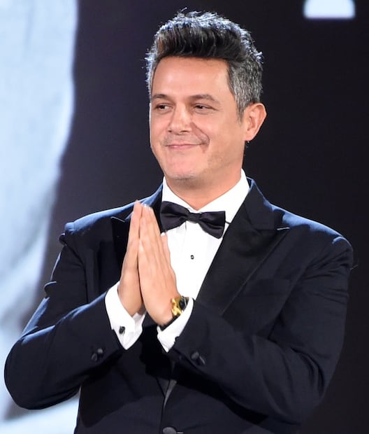 Alejandro Sanz, reconocido como la 'Persona del Año' en los premios Latin Gramy de 2017 / AP