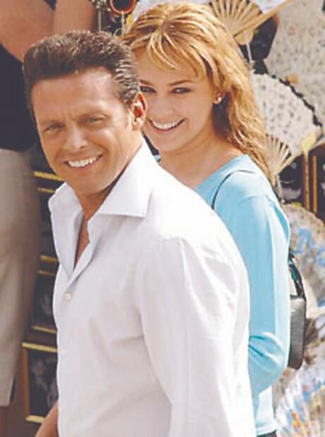 Luis Miguel no ha dado pensión a sus hijos en más de un año