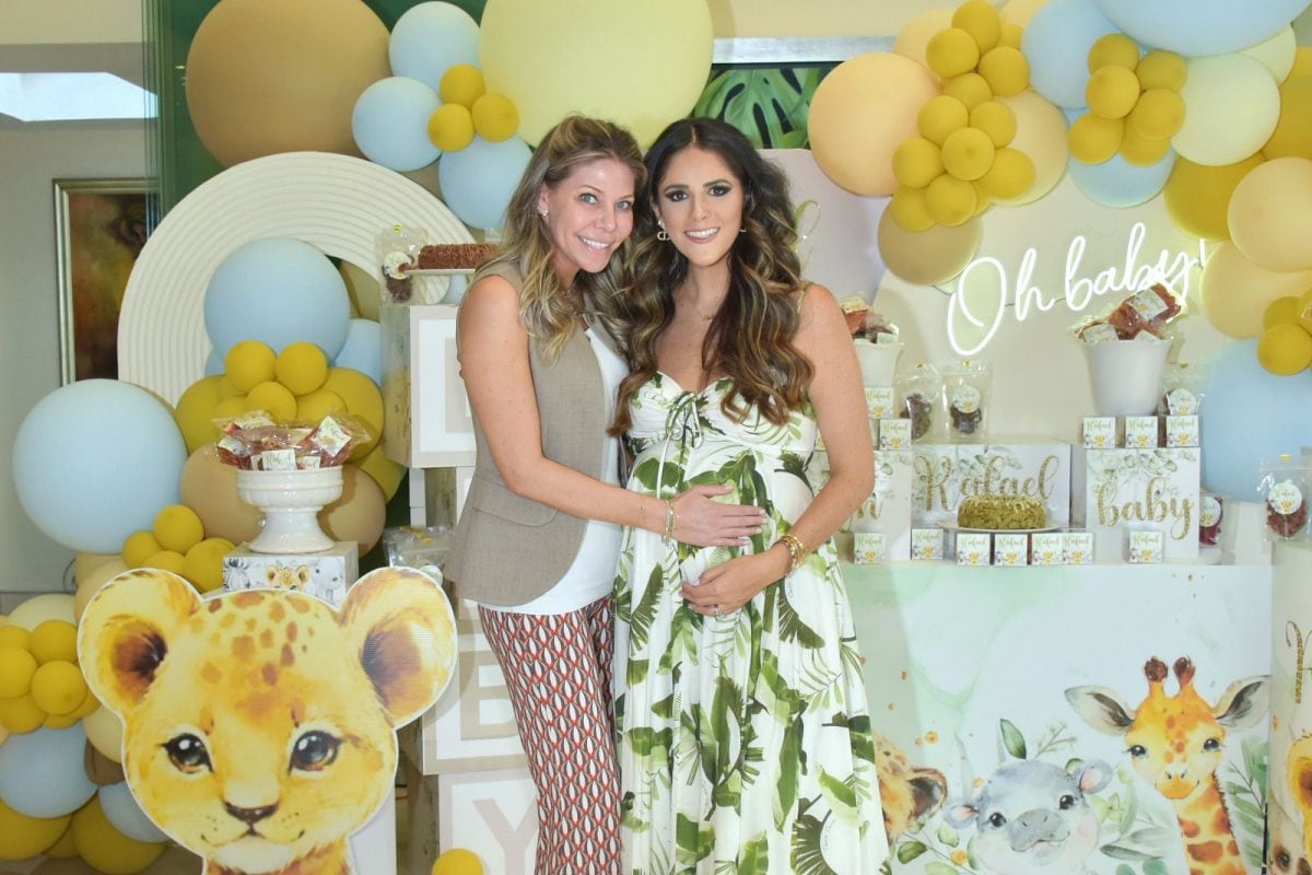 Paola Henaine y Perla Ealy. (Foto: Especial)