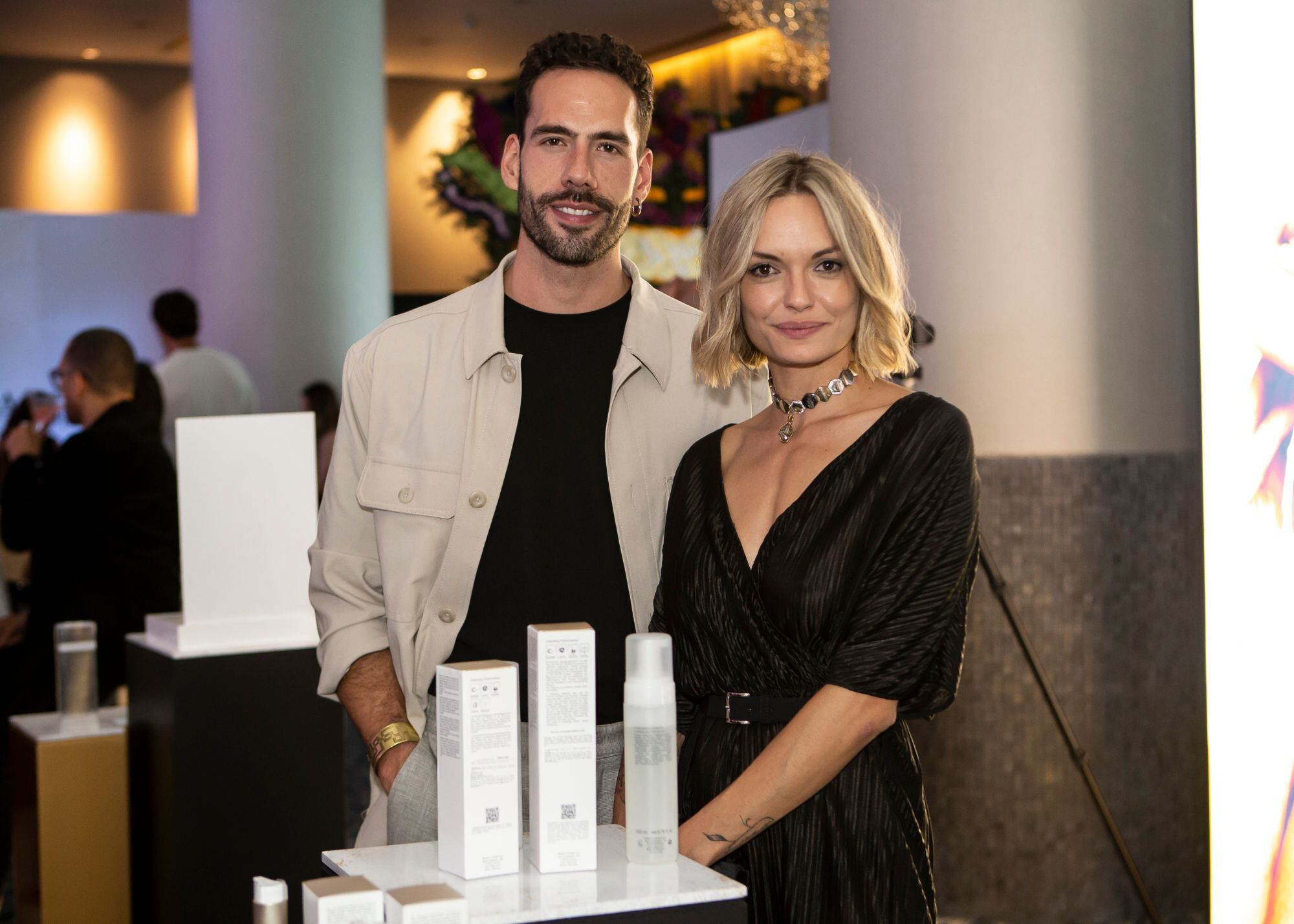 Bernardo Fabre e Isadora Díaz. (Foto: Esteban Torreblanca para VIP)