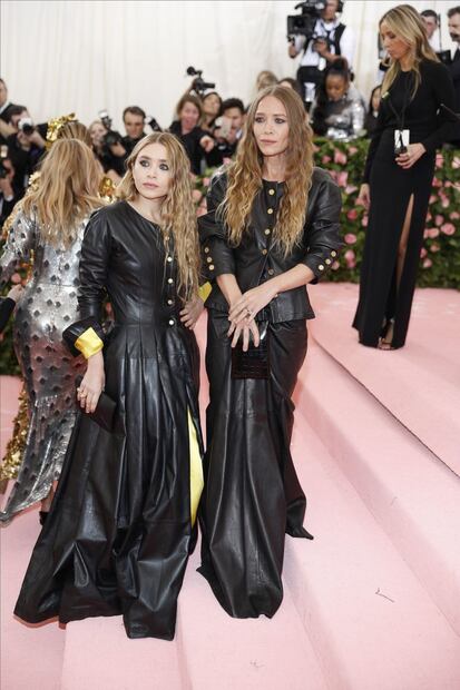Mary Kate Olsen se despide de su anillo de bodas y ¿estrena novio?