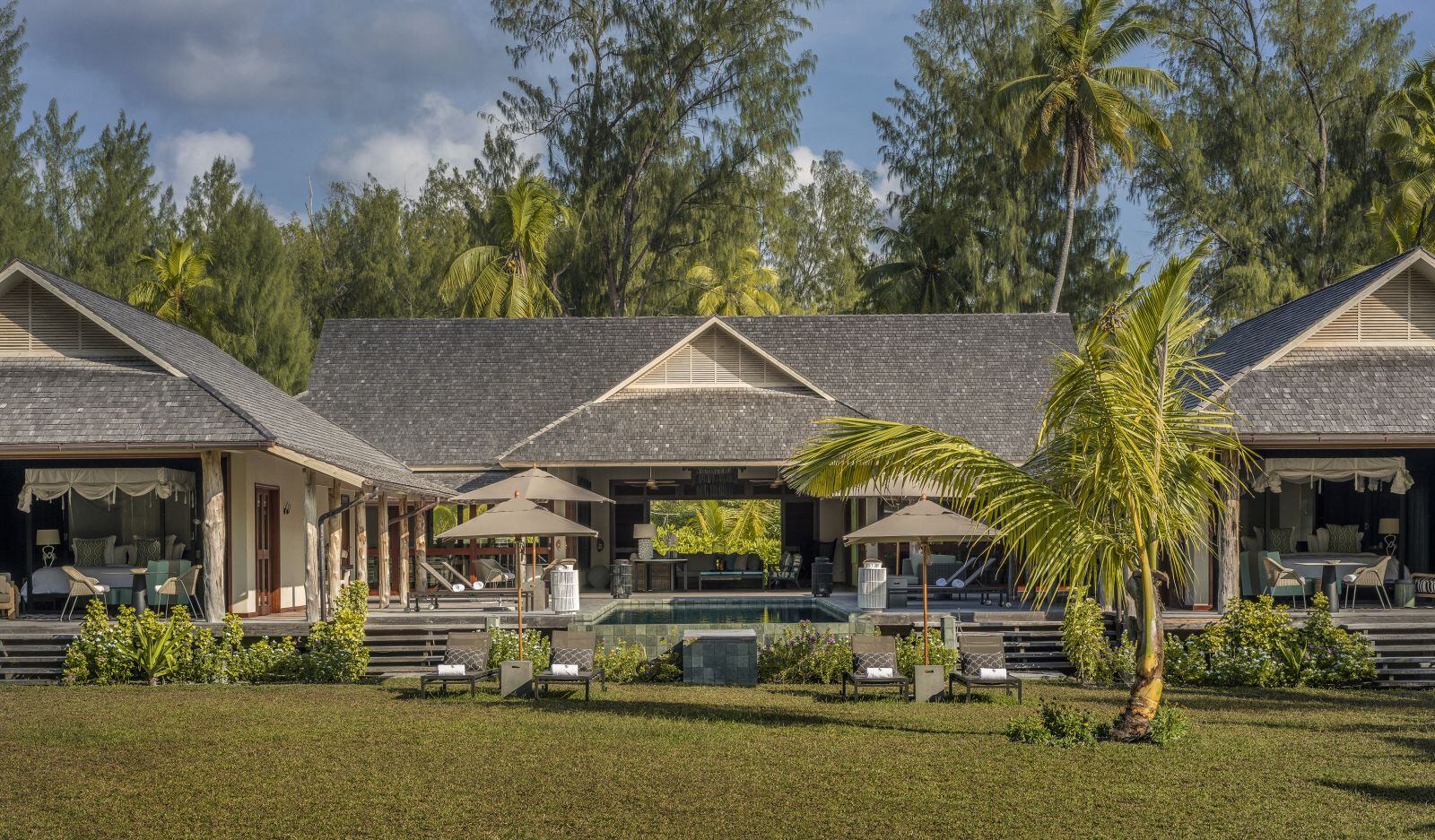 Four Season Resort