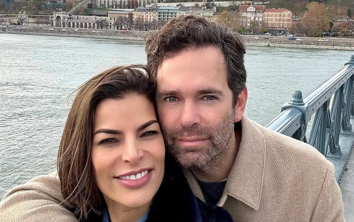 Bárbara Coppel, con emotivas fotos, celebra 9 años de amor con Alejandro Hank