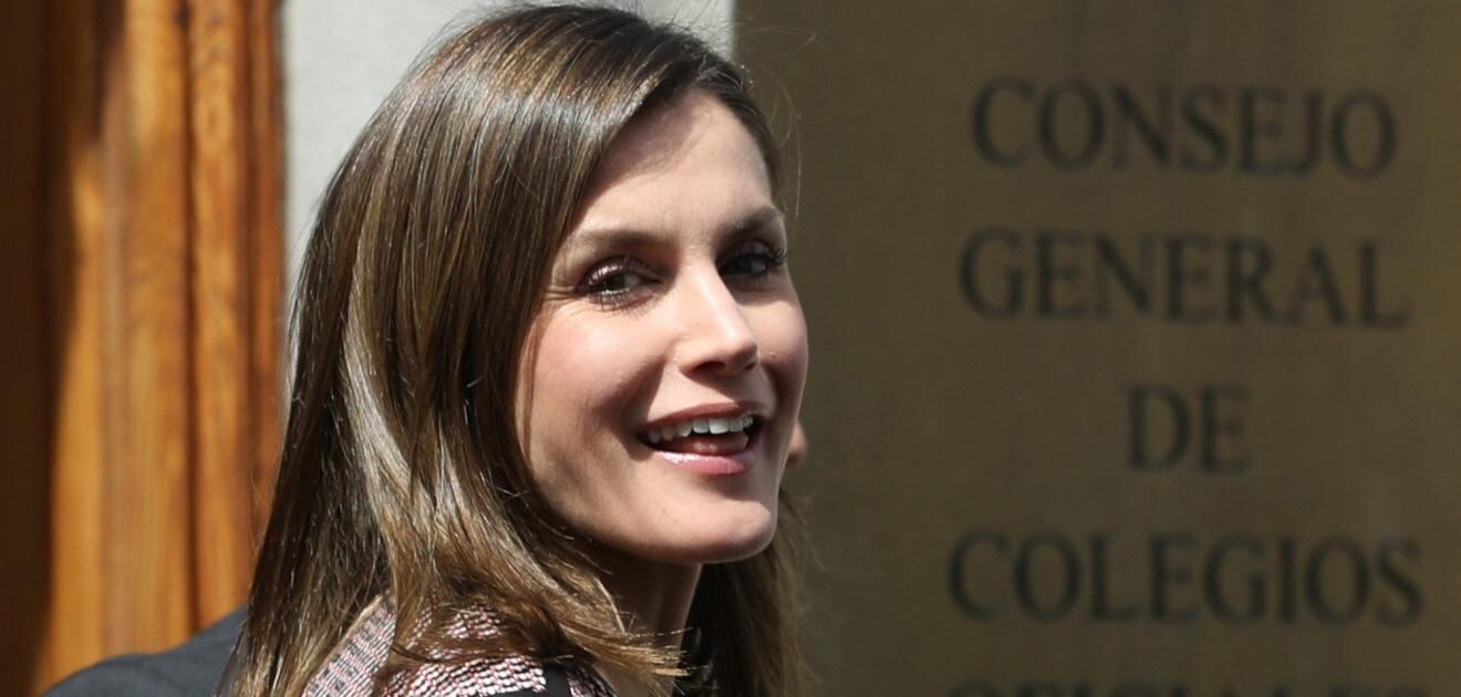 <p>La reina acudió a la II Jornada sobre el tratamiento informativo de la discapacidad en el Congreso de Diputados ycuando salió, los presentes la abuchearon e insultaron. <strong>(Foto:&nbsp;EFE/JJ. Guillén)</strong></p>
