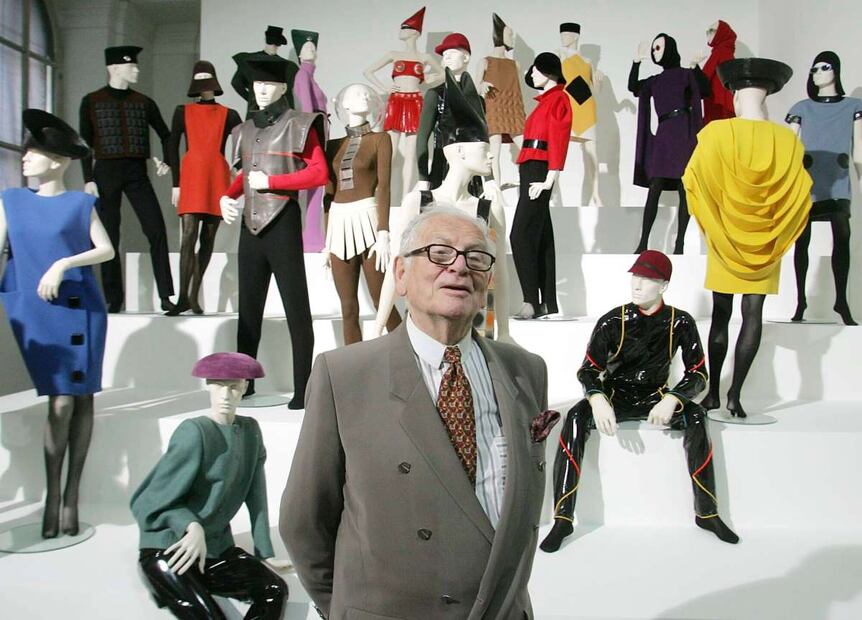 Quién es Pierre Cardin, el diseñador que murió a los 98 años
