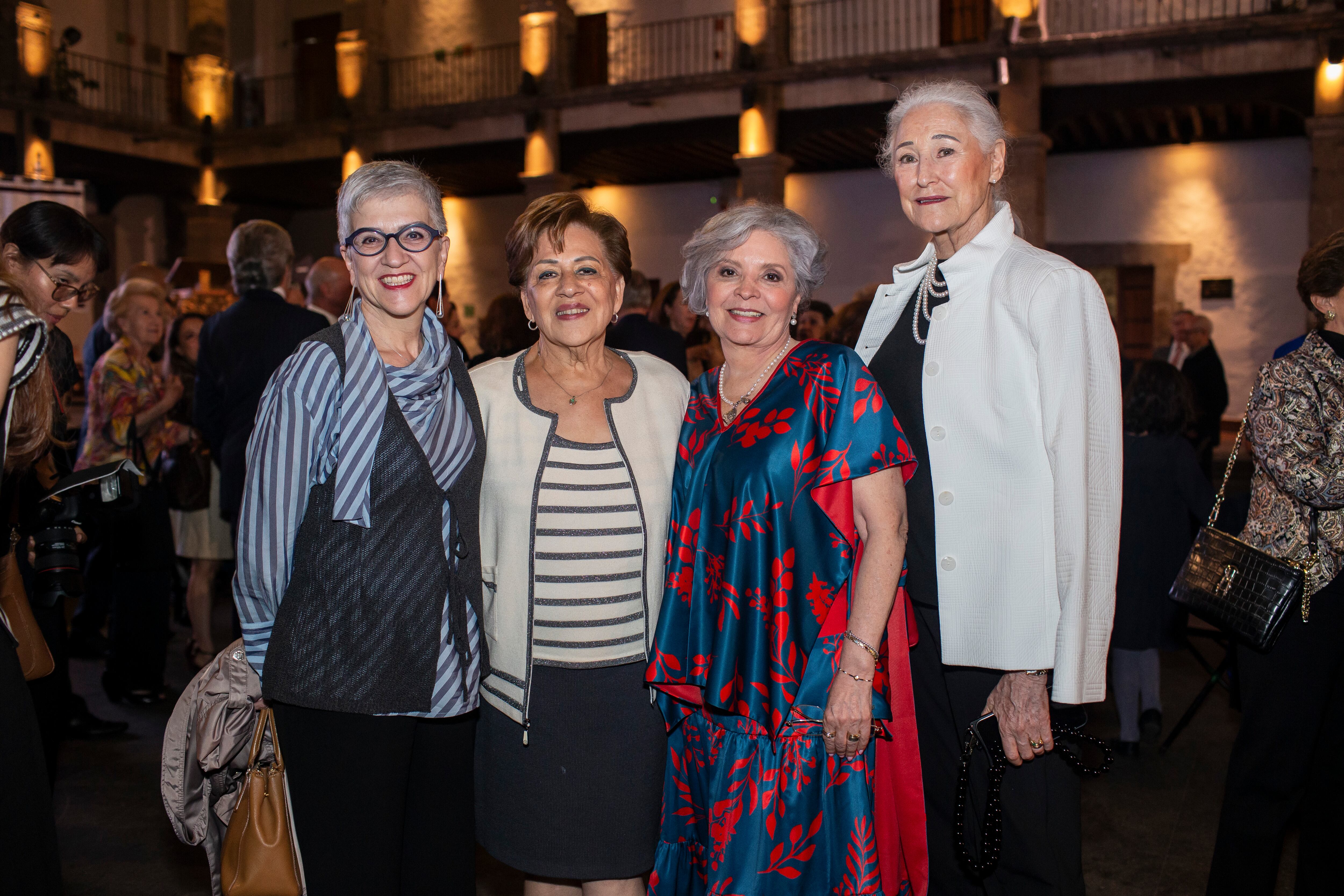 Alejandra Latapí, Isabel Ortega, Conie Bastar y Julien Gallardo. (Foto: Esteban Torreblanca)