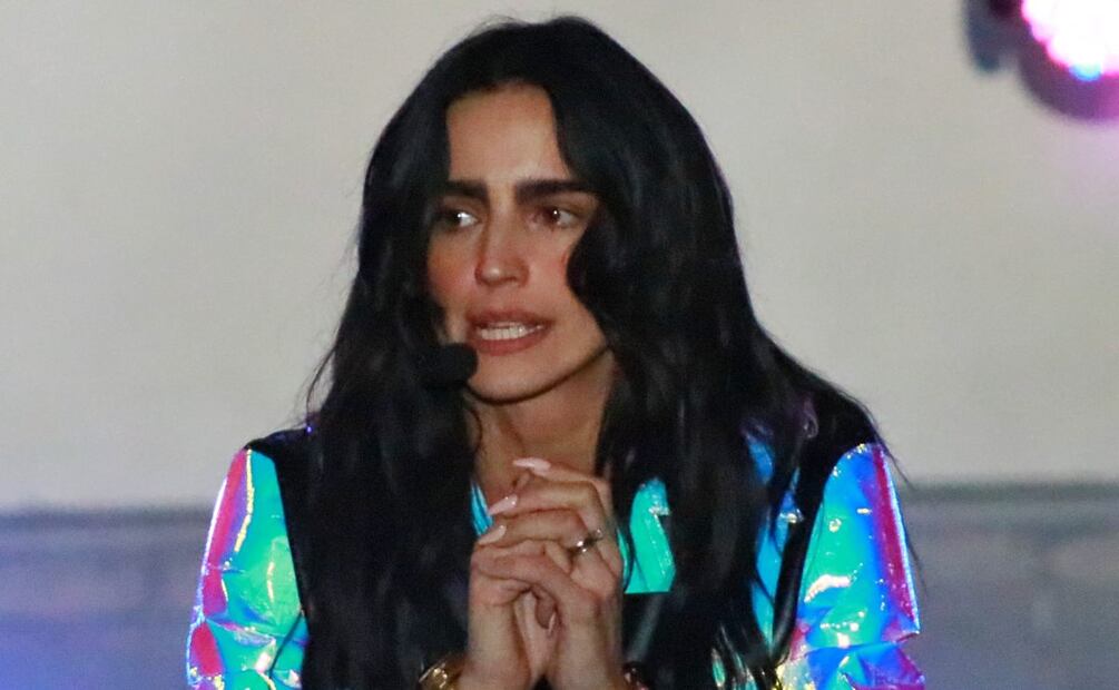 Bárbara de Regil le dio un cabezazo a su mamá y le llueven críticas