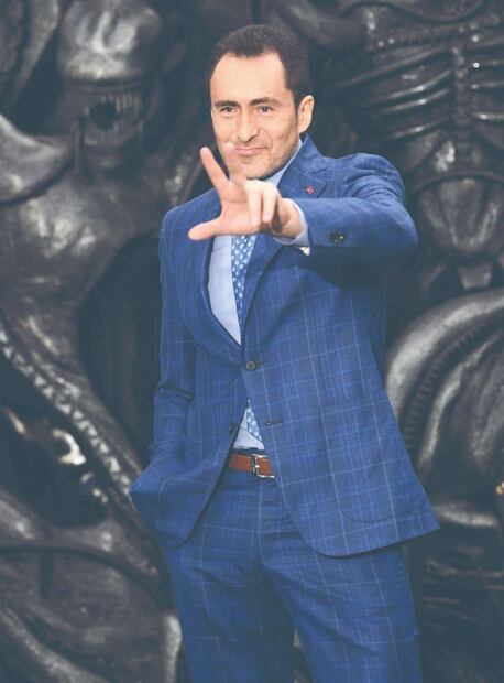 "Abriste tu corazón para albergar al mío", el mensaje de Demian Bichir a Vittoria Aletta