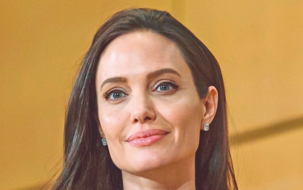 Angelina Jolie contrata a su hija de 15 años como su asistente