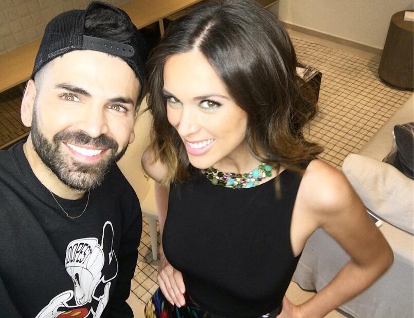 Así luce Jacky Bracamontes a días de dar a luz