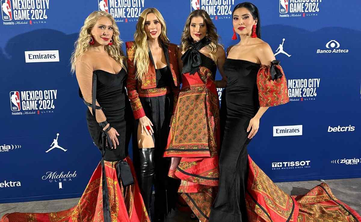 Las "Reinas de Corazones" entonaron el Himno Nacional Mexicano durante la Apertura del NBA Mexico City Game 2024. / Foto: Especial