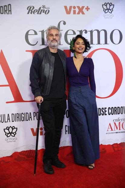 Juan Pablo Medina regresa a las alfombras rojas con Paulina Dávila
