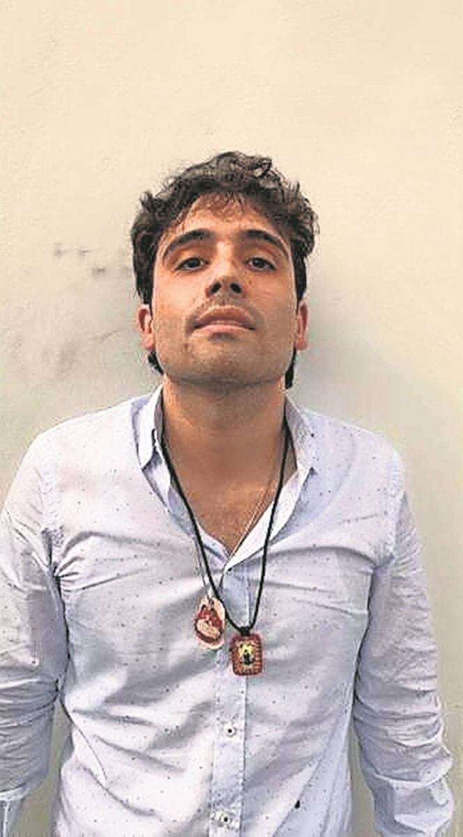 El look de Ovidio Guzmán se pone en tendencia; sitios web lanzan ofertas