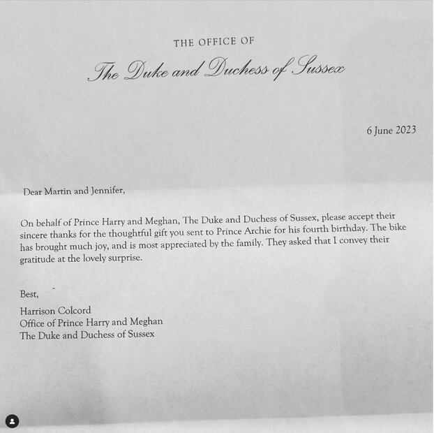 Meghan Markle y el príncipe Harry enviaron una nota de agradecimiento a una tienda de bicicletas / Instagram