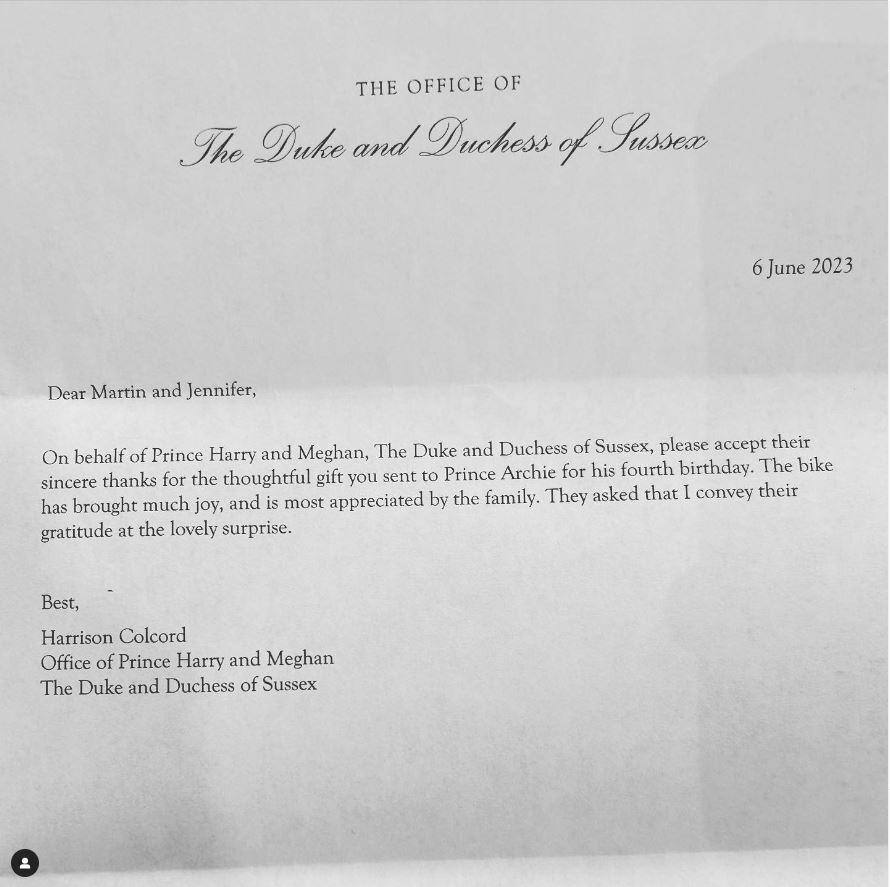 Meghan Markle y el príncipe Harry enviaron una nota de agradecimiento a una tienda de bicicletas / Instagram