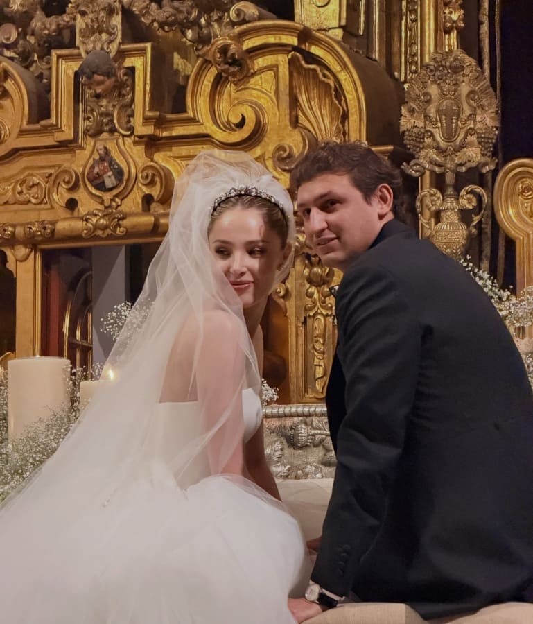 La boda de Arturo Elias Slim y Paula Albarrán. (Foto: Instagram)