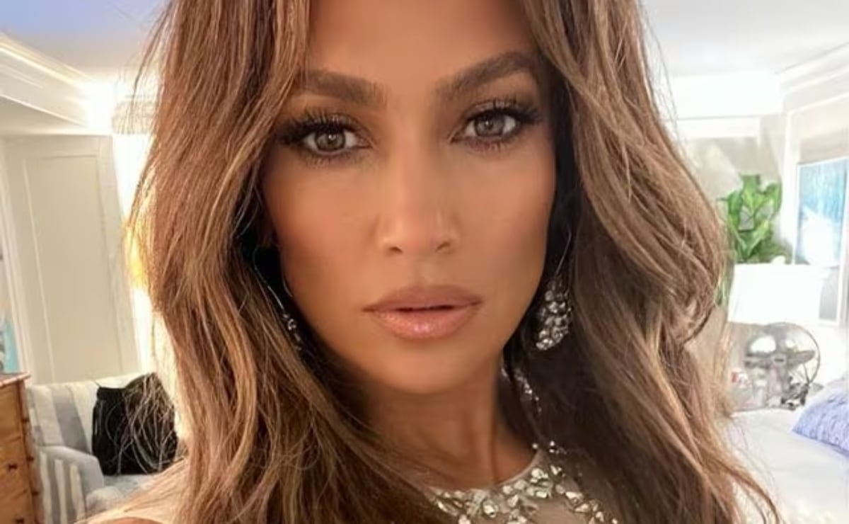 Jennifer Lopez deslumbró con atrevido atuendo en Toronto / Foto: Instagram