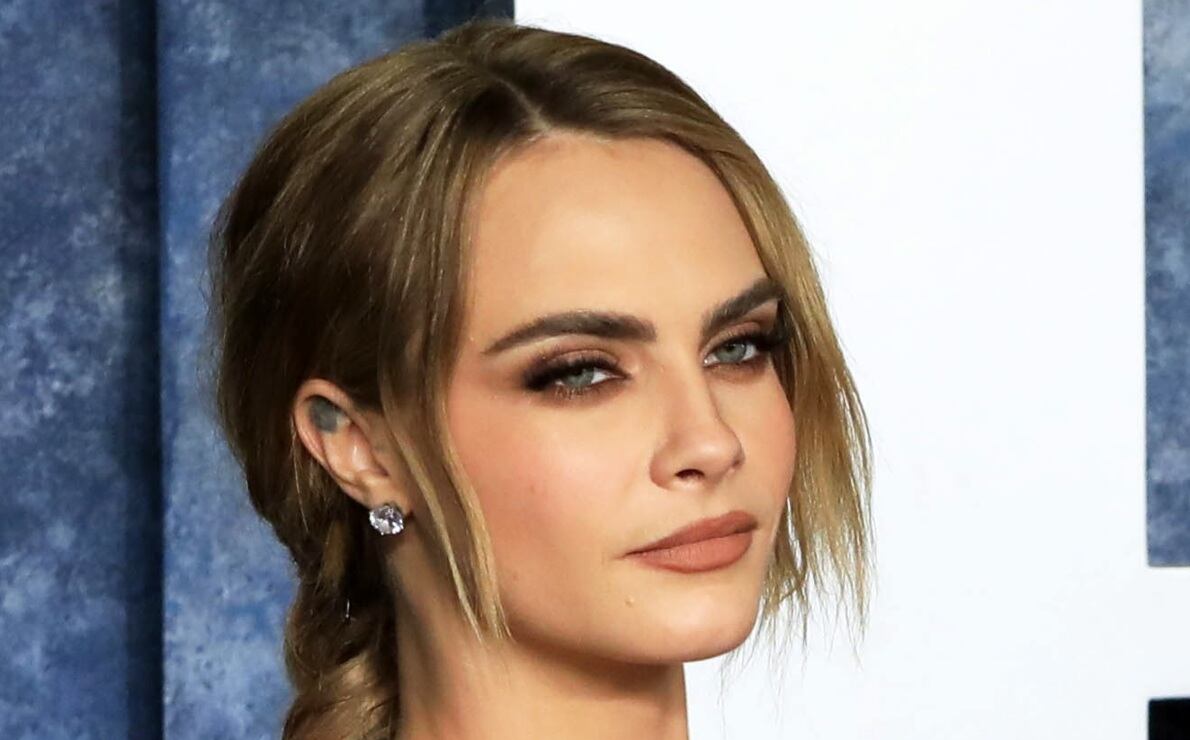Cara Delevingne deslumbra con profundo escote y nuevo corte bob
