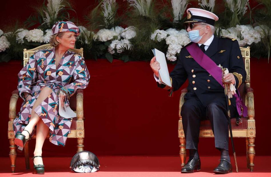 La princesa Delphine de Bélgica asiste a la fiesta nacional de su país con un imponente look