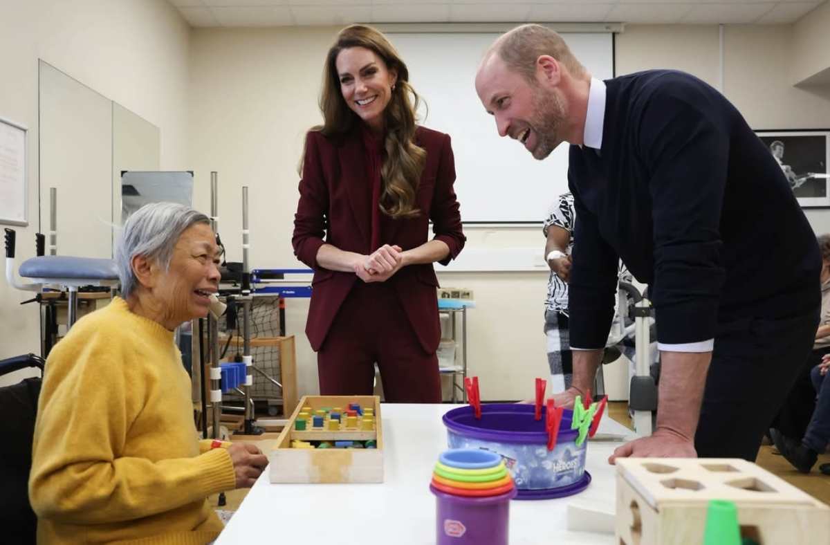 Kate Middleton y el príncipe William durante su visita al Hospital Charing Cross / Foto: Instagram @princeandprincessofwales