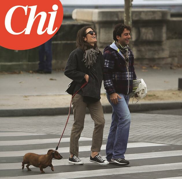 Captan a Carlota Casiraghi con su nuevo amor
