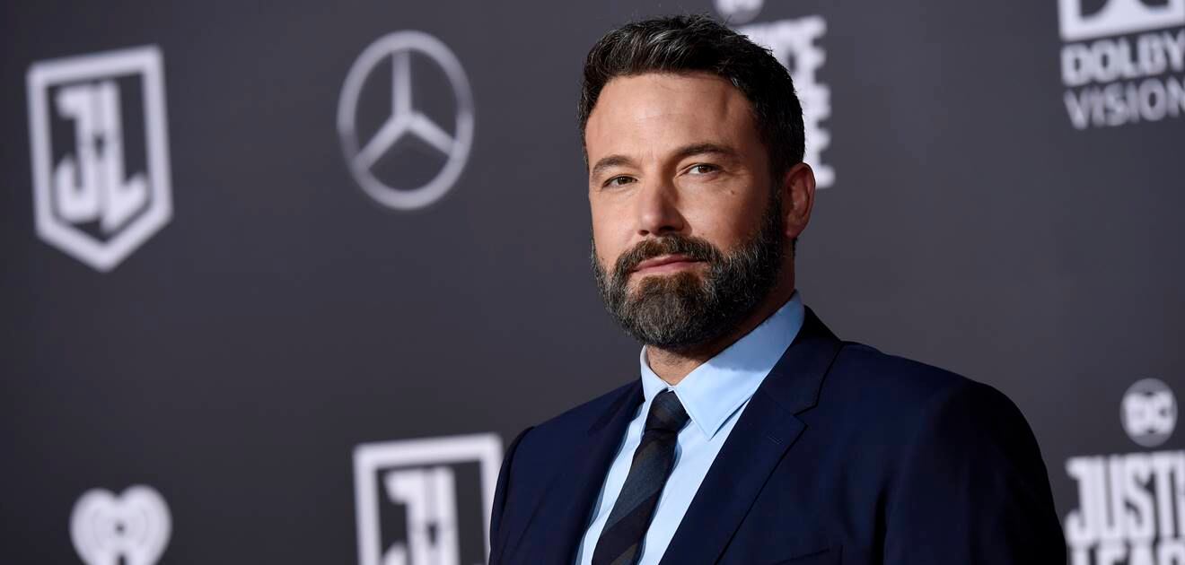 VIDEO: Captan a Ben Affleck aparentemente alcoholizado