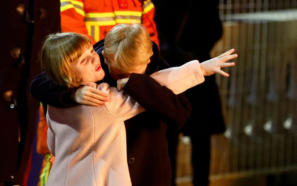 Las conmovedoras fotos de Gabriela y Jacques de Mónaco ¡amor de hermanos!