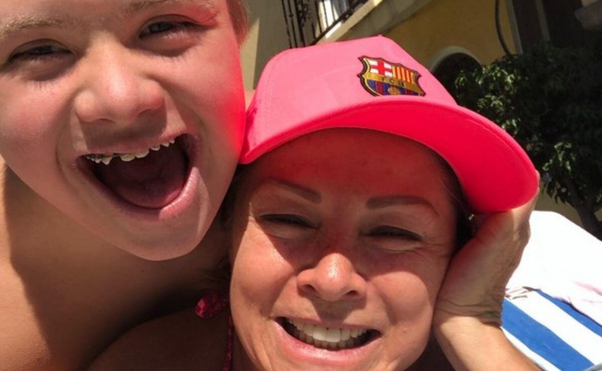 Lety Calderón orgullosa de que su hijo Luciano vaya a la universidad
