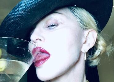 Madonna se realiza un tatuaje por primera vez y lo hace frente a la Virgen de Guadalupe
